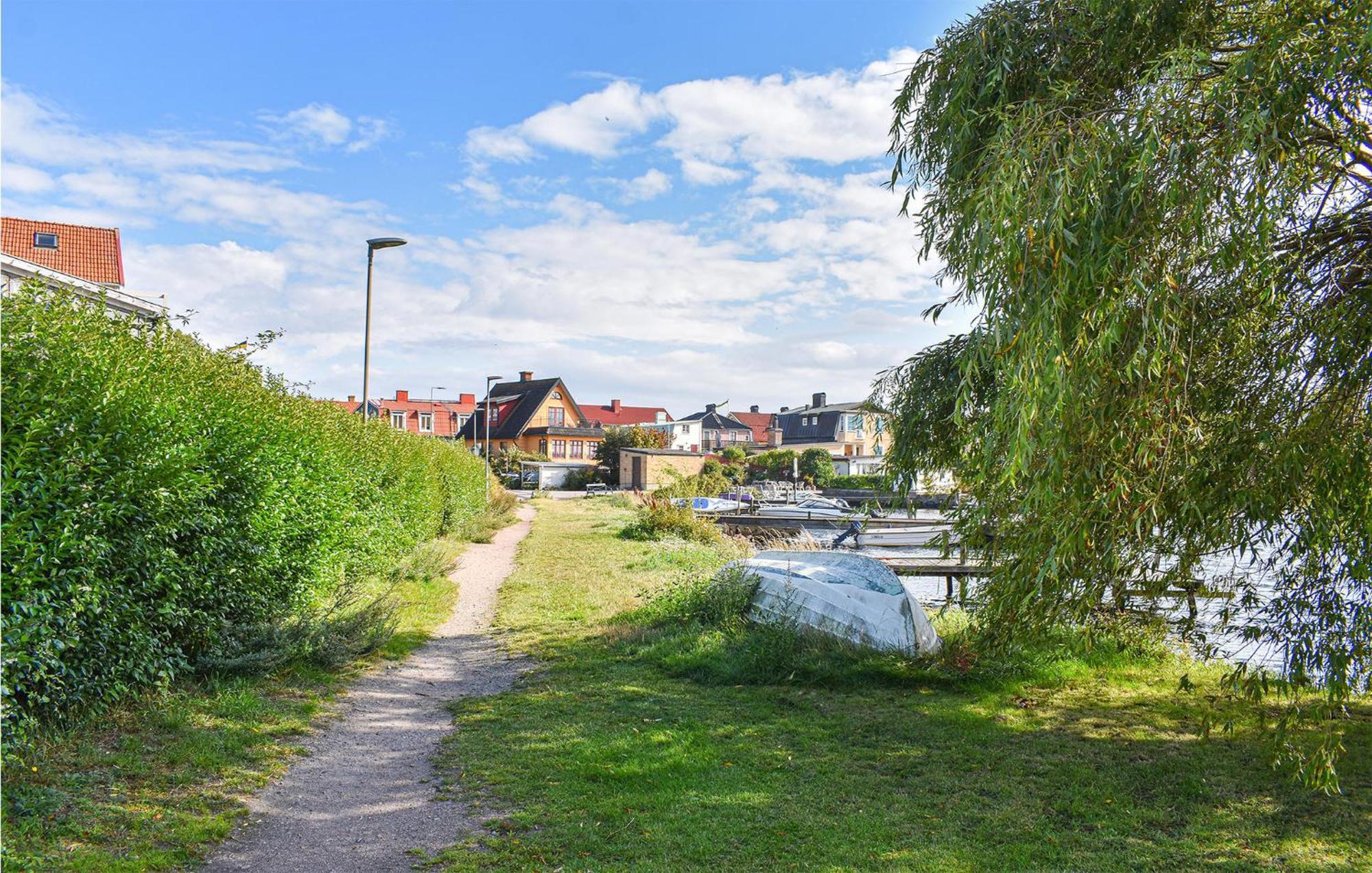 Cozy Home In Karlskrona With Kitchen Ngoại thất bức ảnh